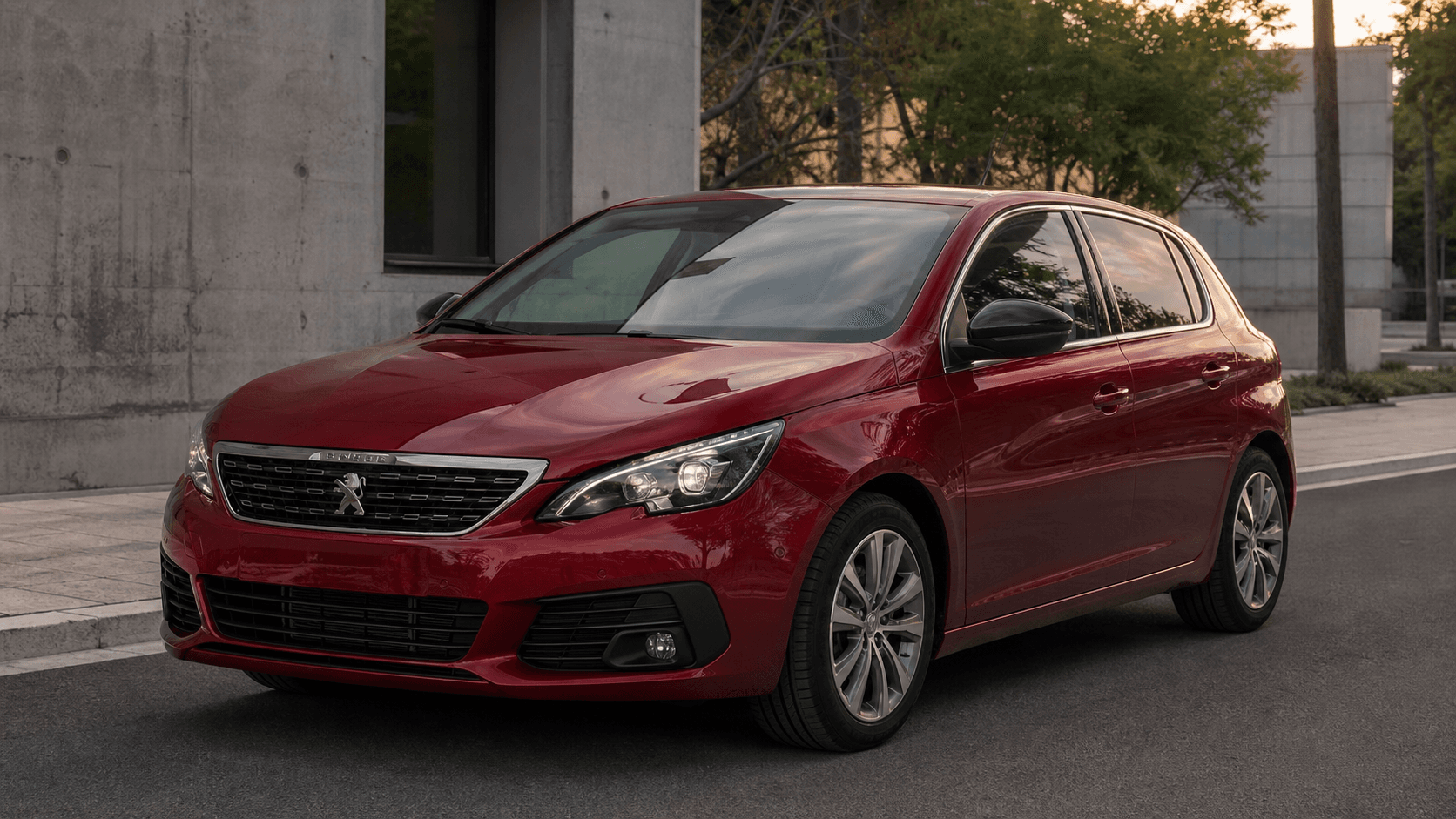 Peugeot 308 II rojo usado