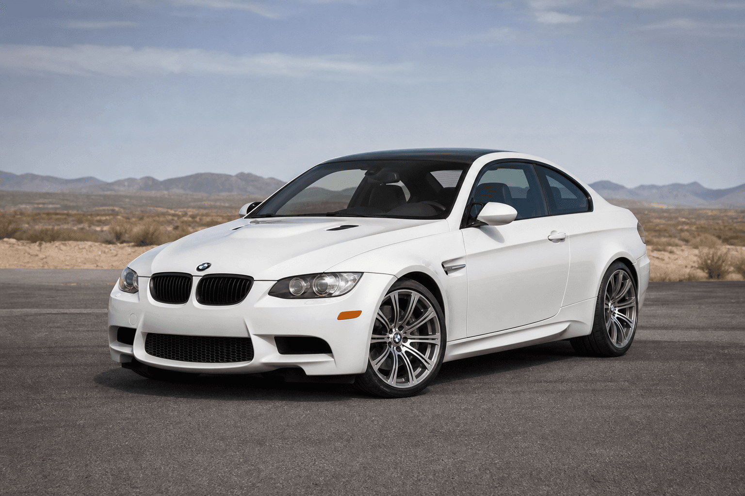 BMW M3 E90/E92/E93 S65 en una imagen generada para MotorAtlas Stage Lab